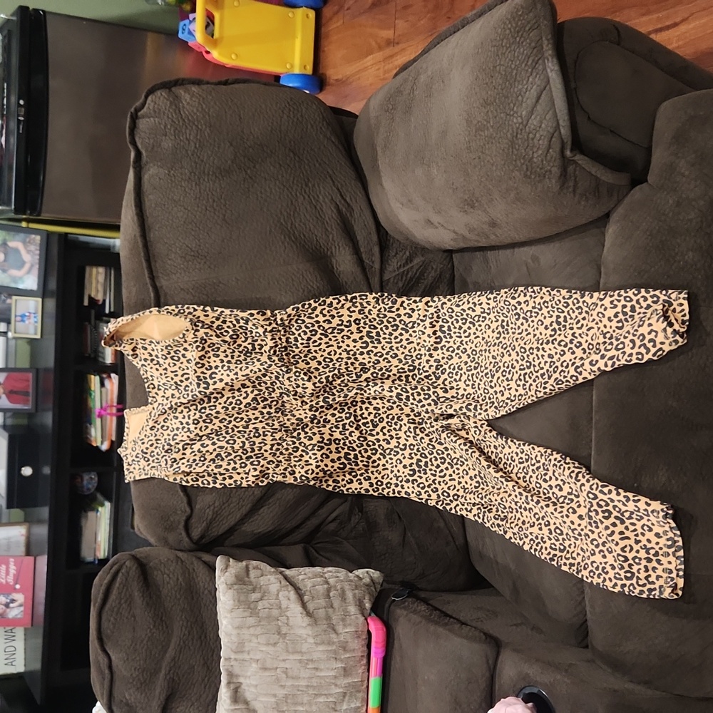 Leopard print girls romper.